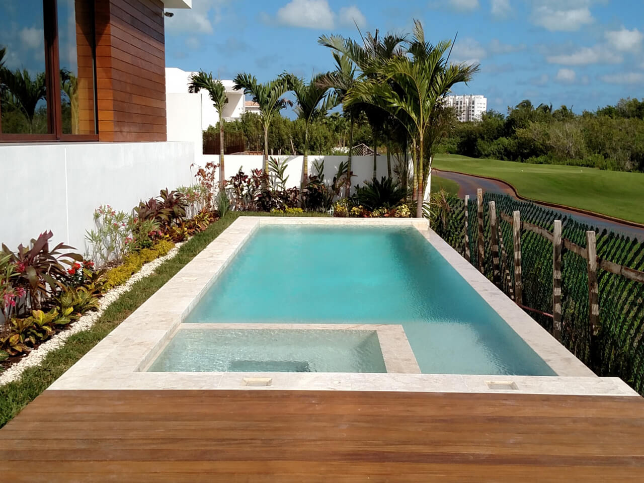 Alberca Privada, Condominio Puerto Cancún | TyT Sistemas de Agua